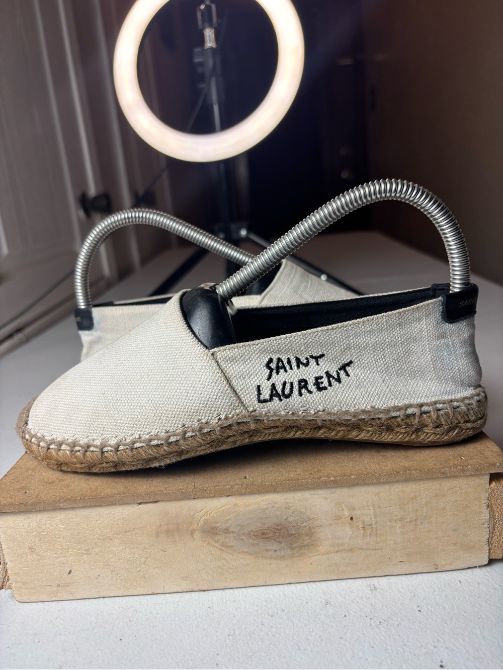YSL Saint Laurent logo-embroidered
Espadrilles USED SEE MEASUREMENTS